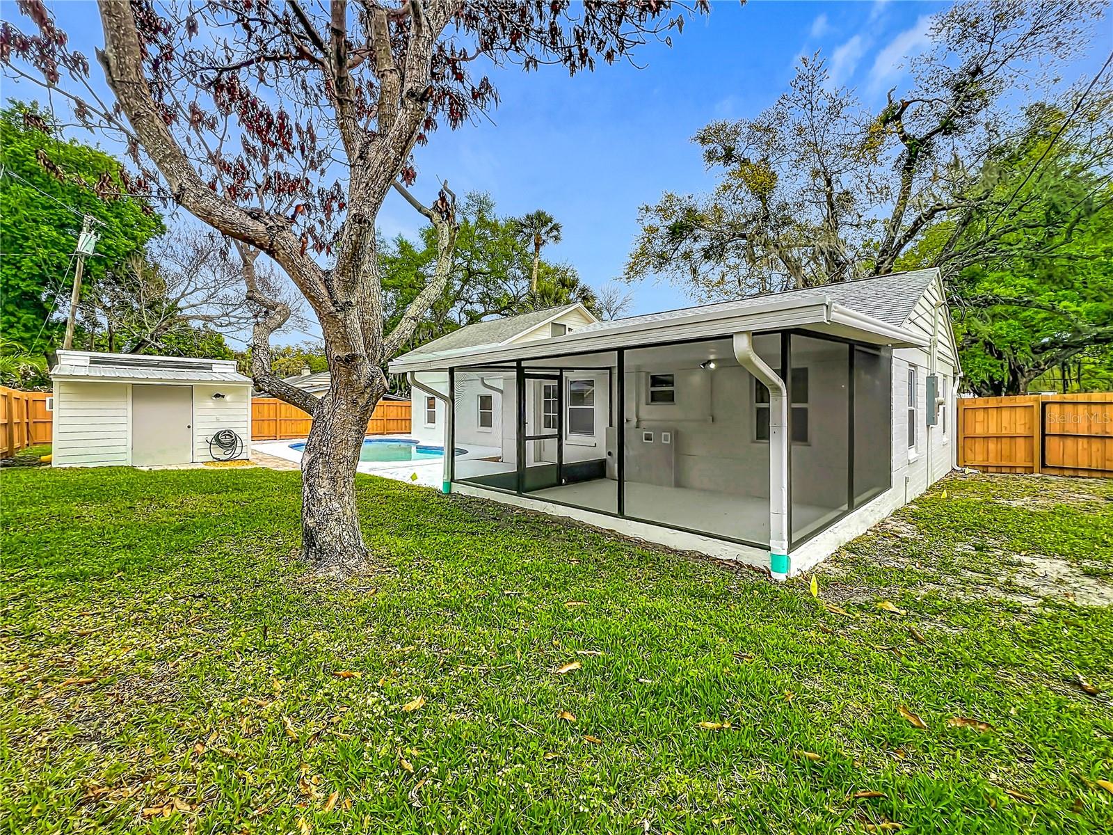 ROCKLEDGE HOMES - Residential