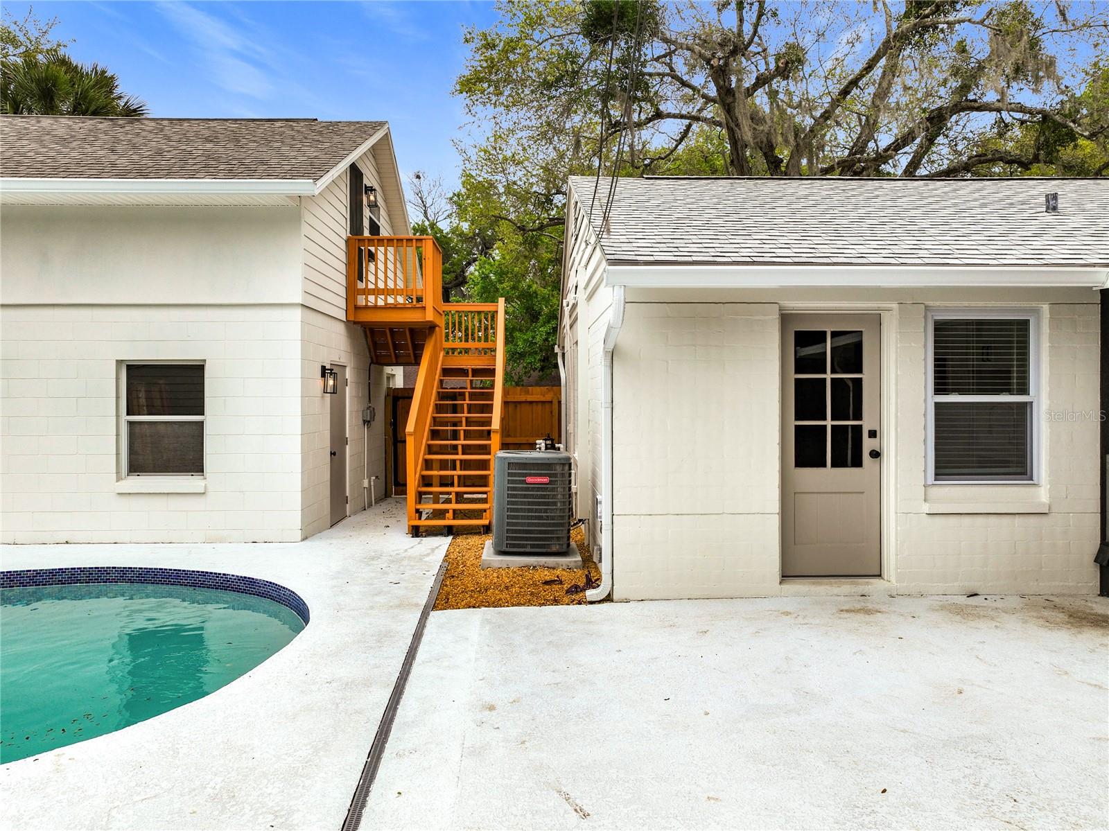 ROCKLEDGE HOMES - Residential