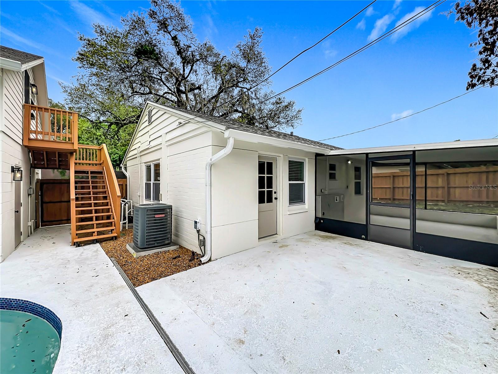 ROCKLEDGE HOMES - Residential