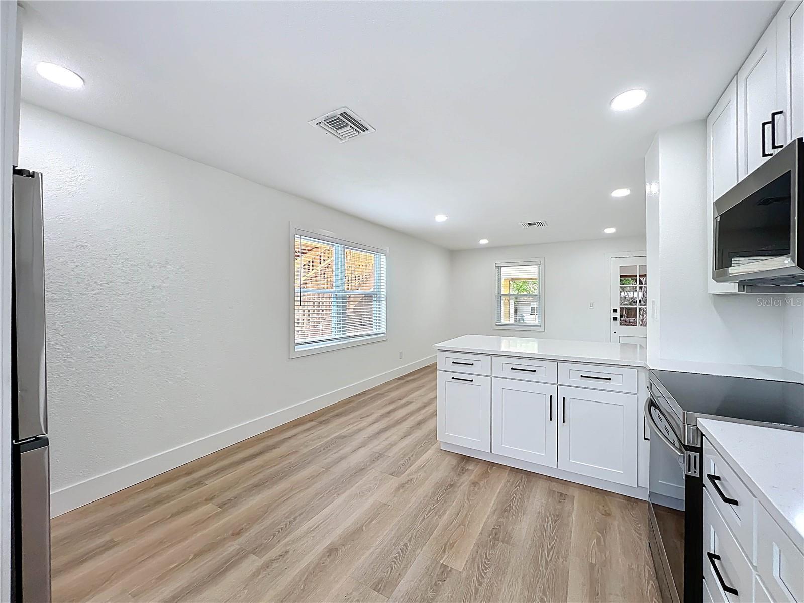 ROCKLEDGE HOMES - Residential