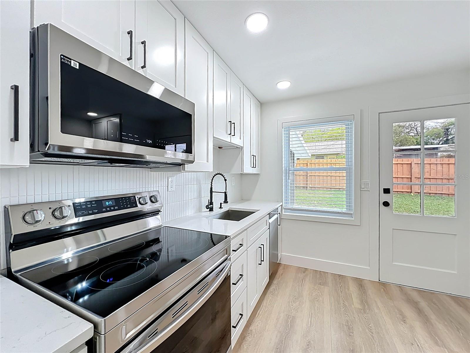 ROCKLEDGE HOMES - Residential