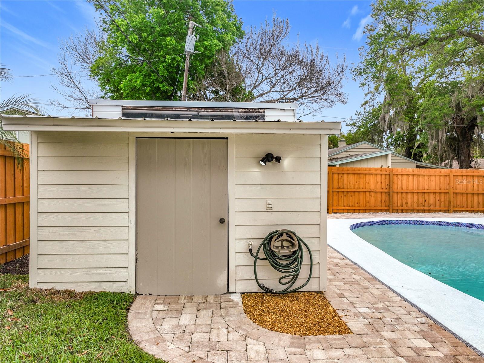ROCKLEDGE HOMES - Residential