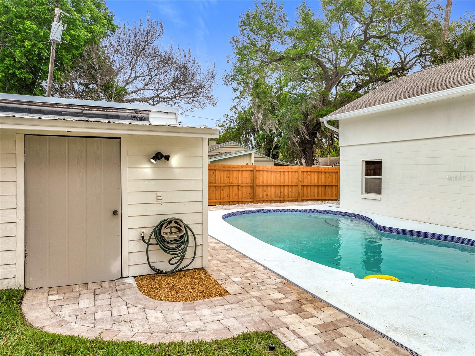 ROCKLEDGE HOMES - Residential