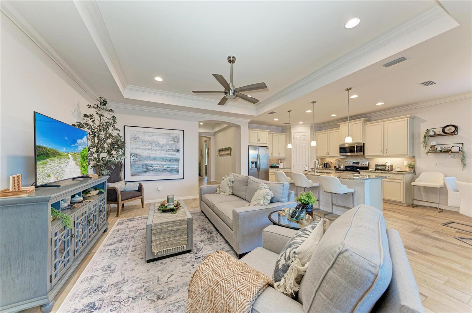 TOSCANA ISLES UN 1 - Residential