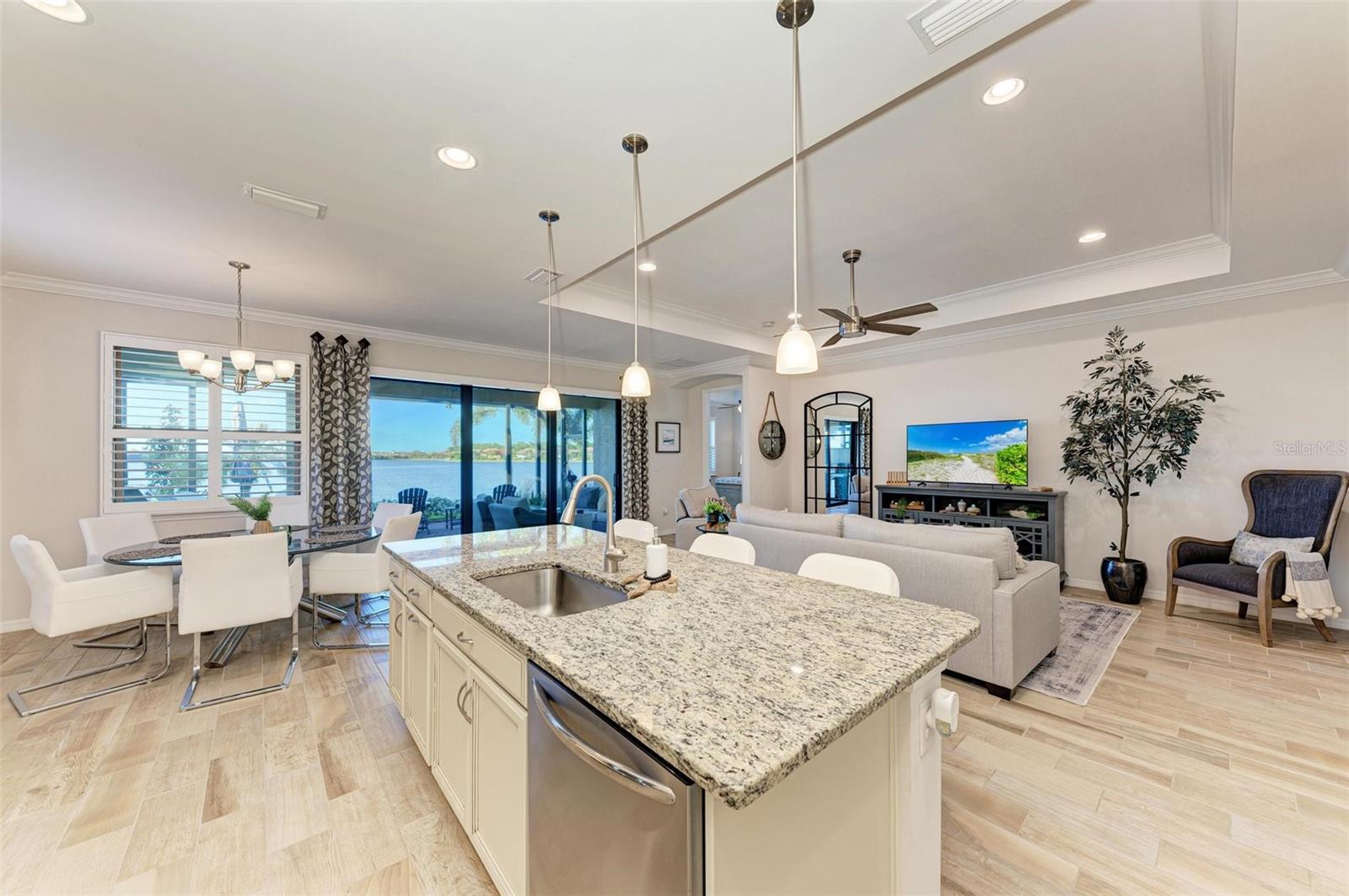 TOSCANA ISLES UN 1 - Residential