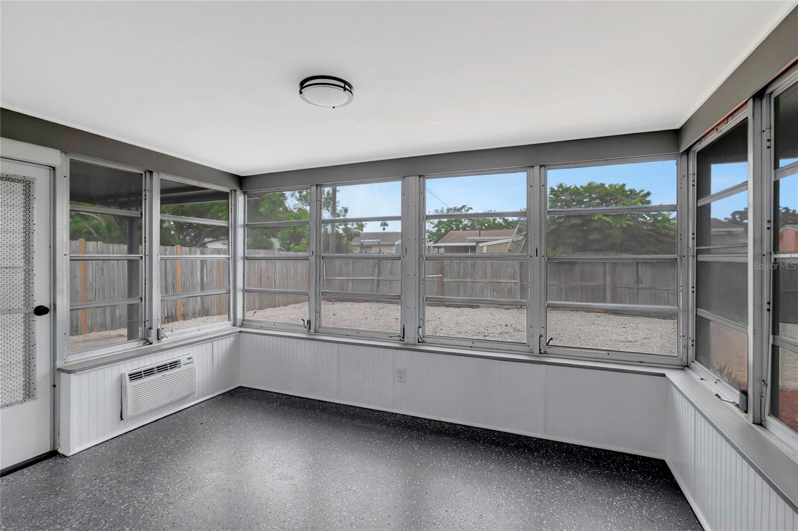 BUENA VISTA MELODY MANOR ADD - Residential