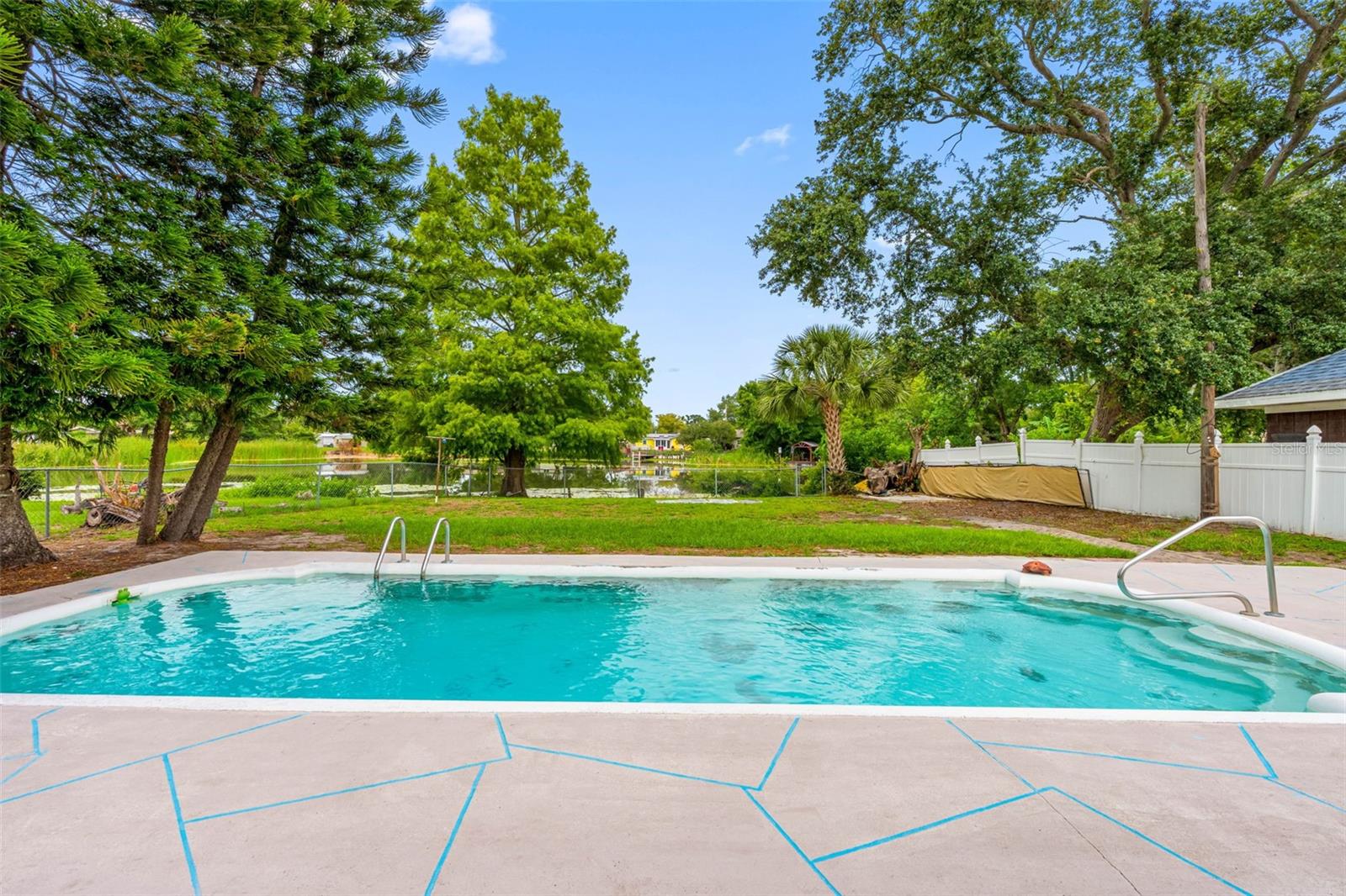 VIRGINIA GROVES ESTATES - Residential