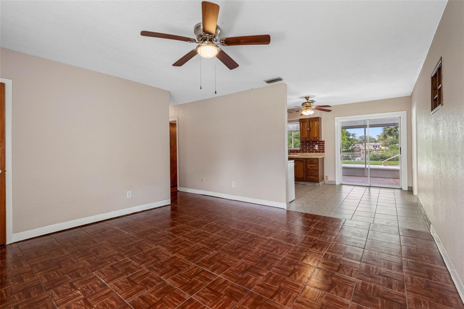 VIRGINIA GROVES ESTATES - Residential