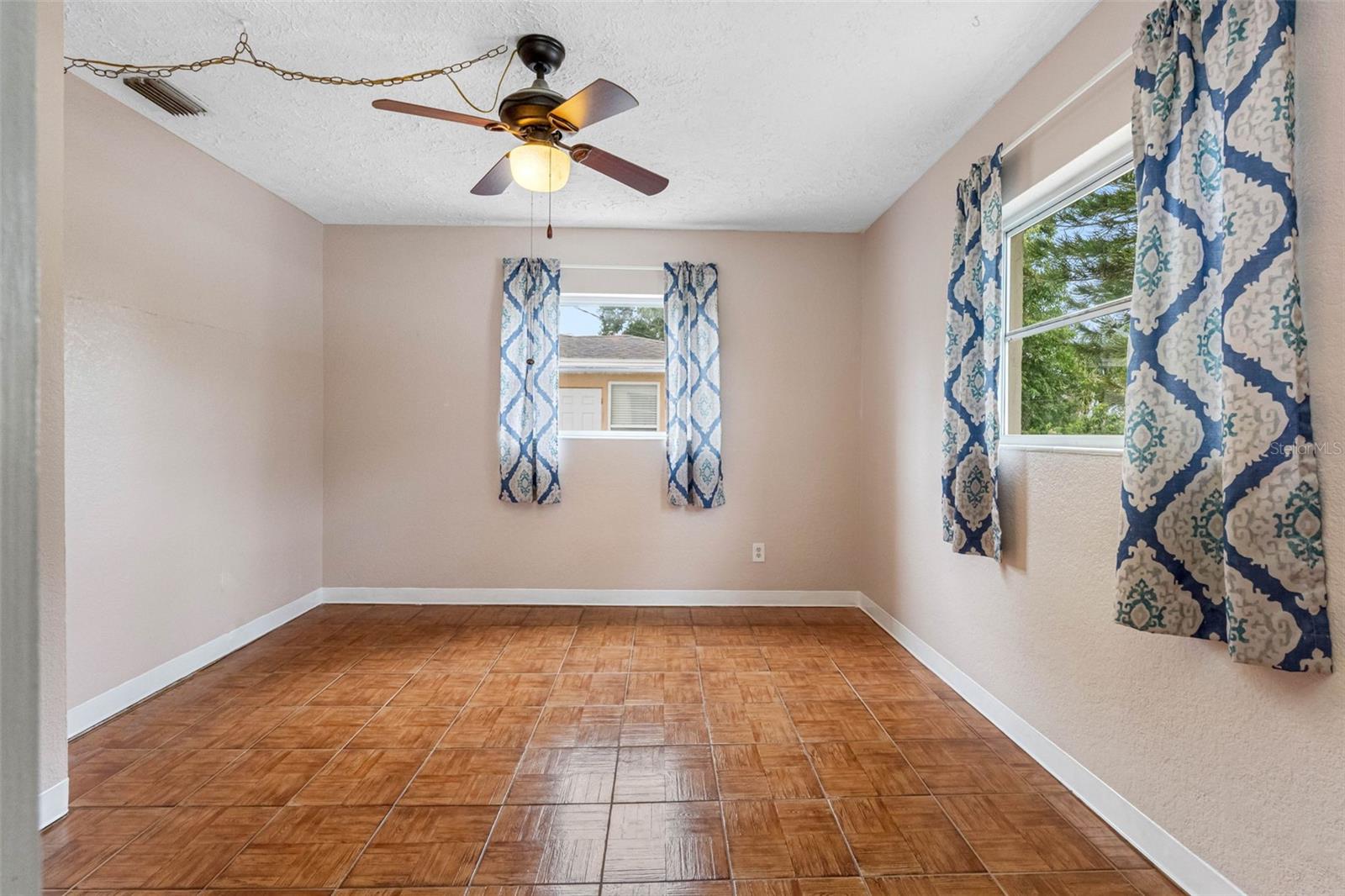 VIRGINIA GROVES ESTATES - Residential