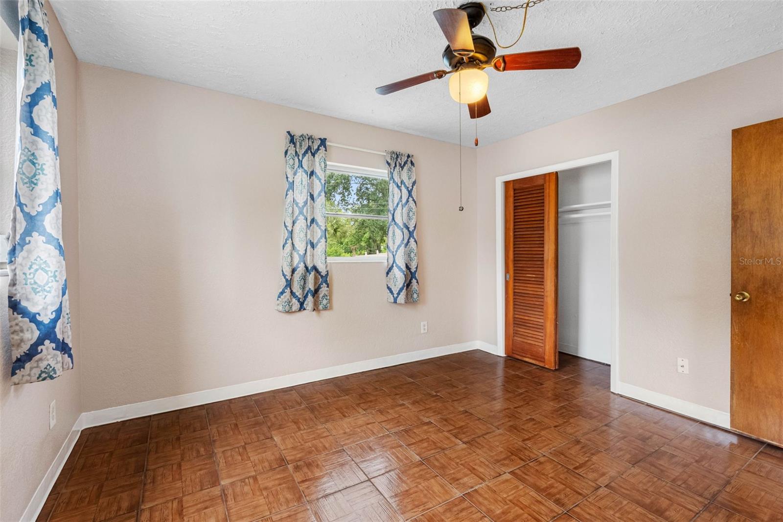 VIRGINIA GROVES ESTATES - Residential