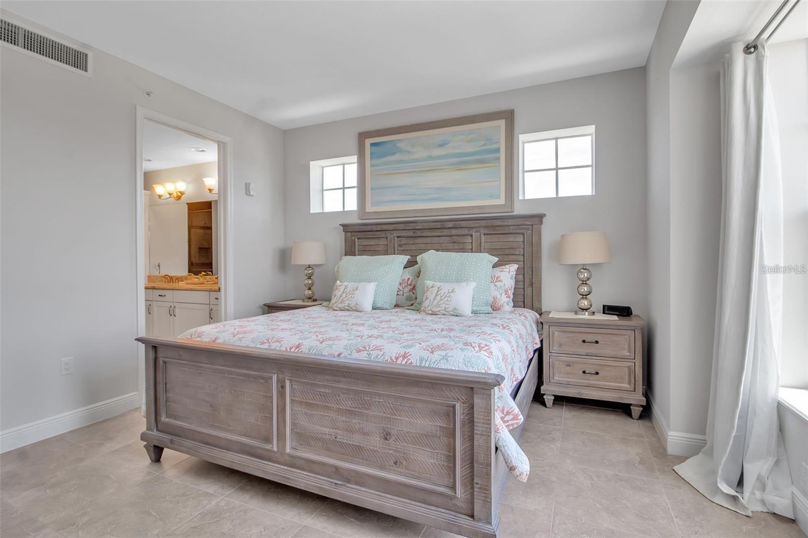 MARINA WALK ON HARBOUR ISLE - Residential