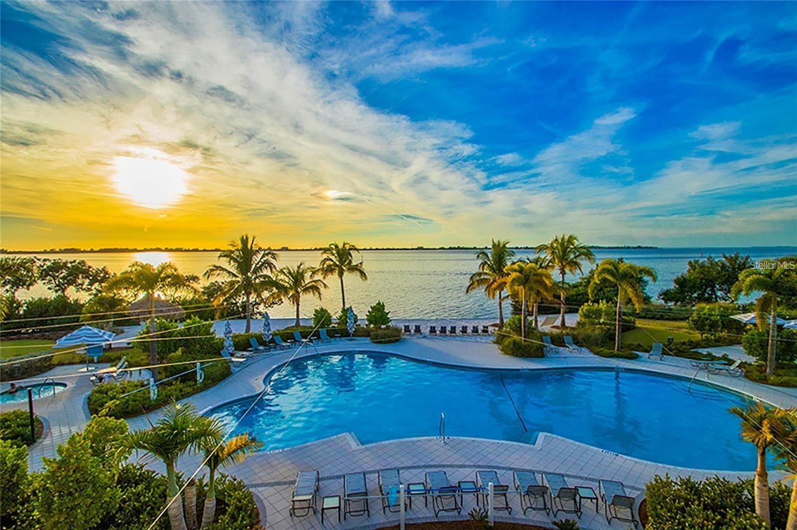 MARINA WALK ON HARBOUR ISLE - Residential