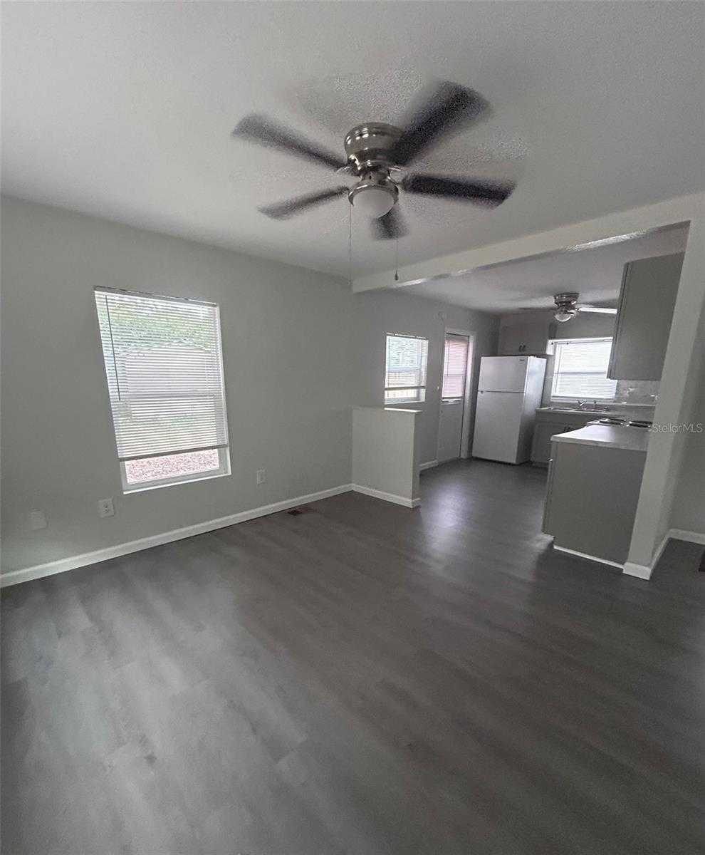 OAKRIDGE - Residential