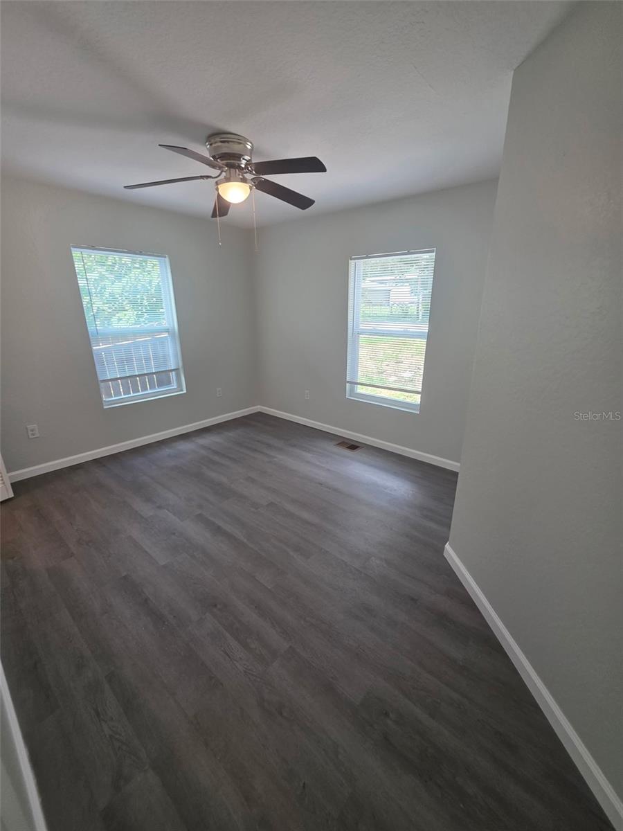 OAKRIDGE - Residential