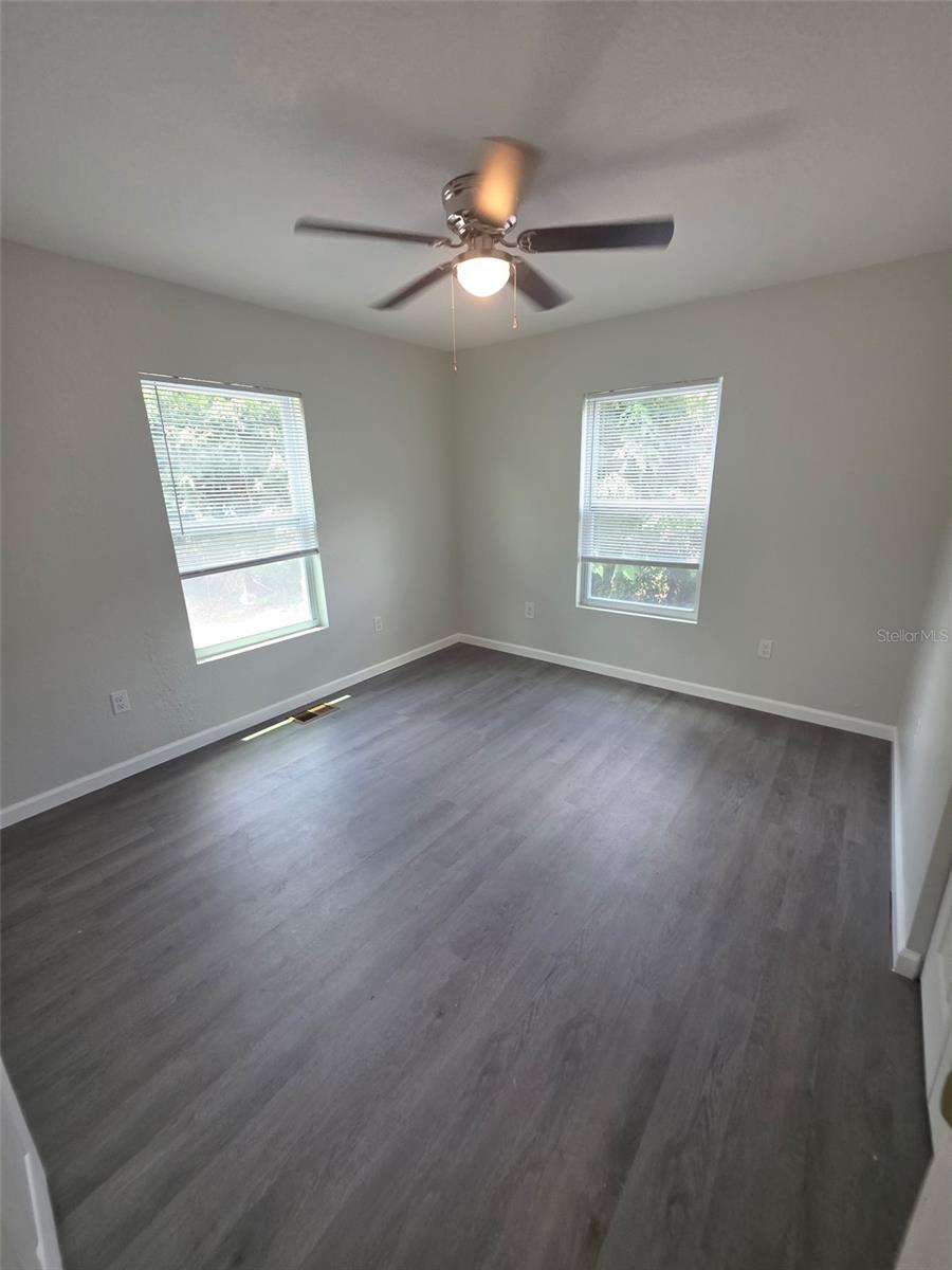 OAKRIDGE - Residential
