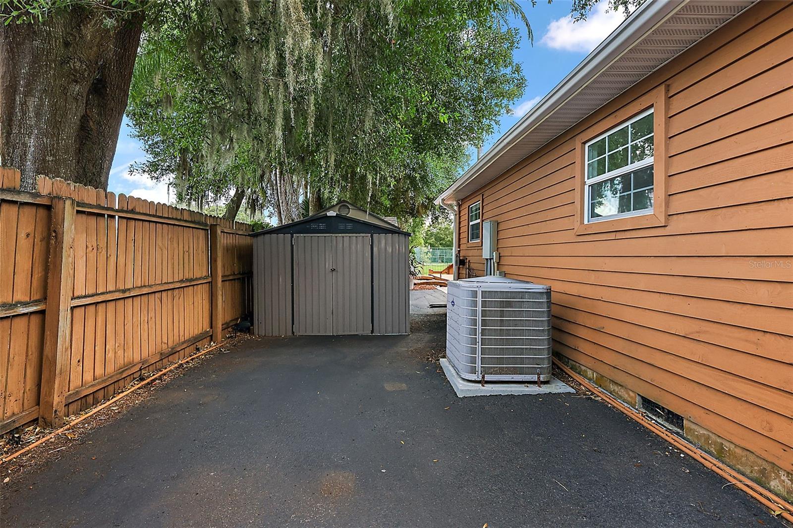 EUSTIS LAKEVIEW PARK - Residential