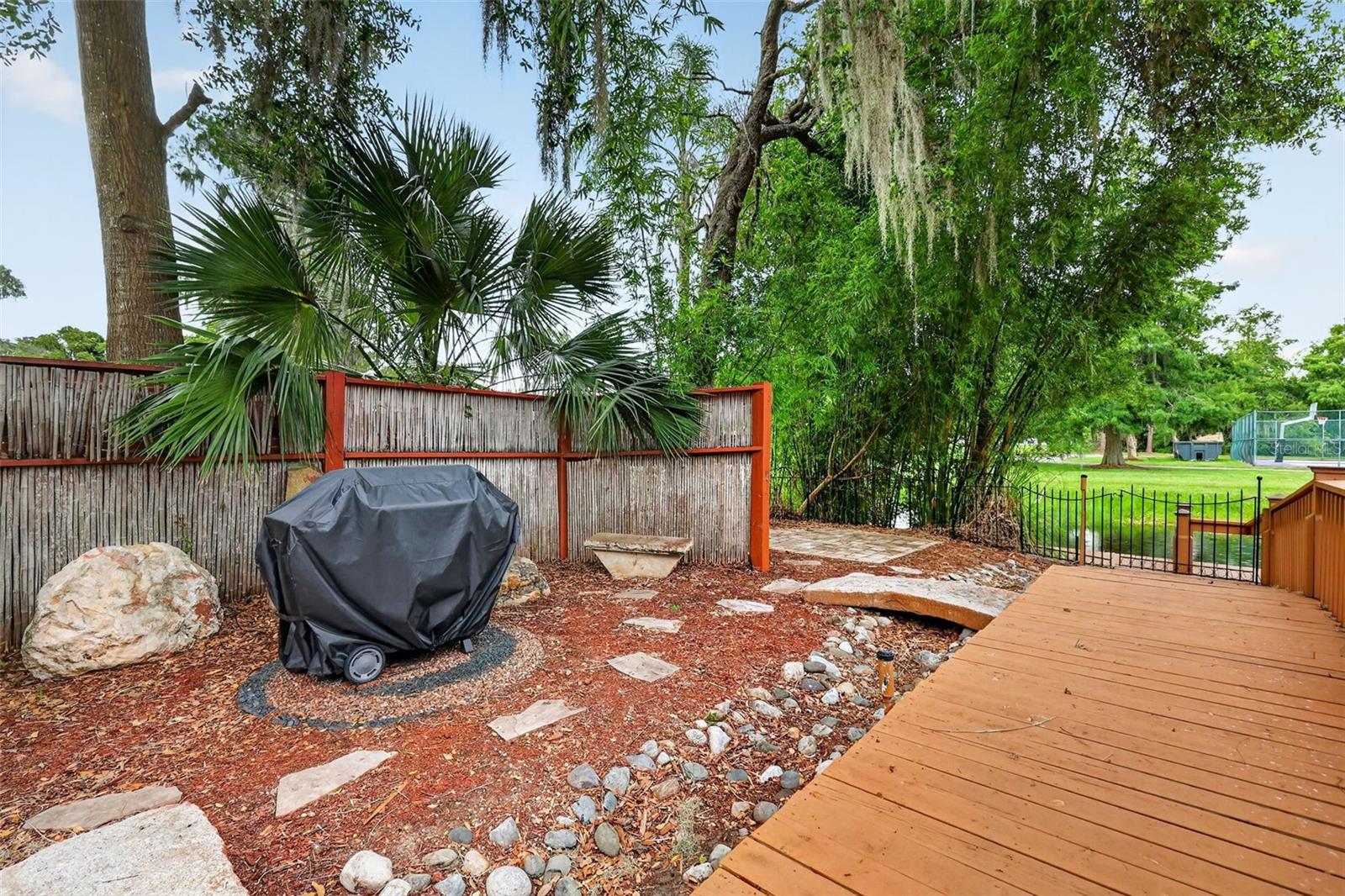 EUSTIS LAKEVIEW PARK - Residential