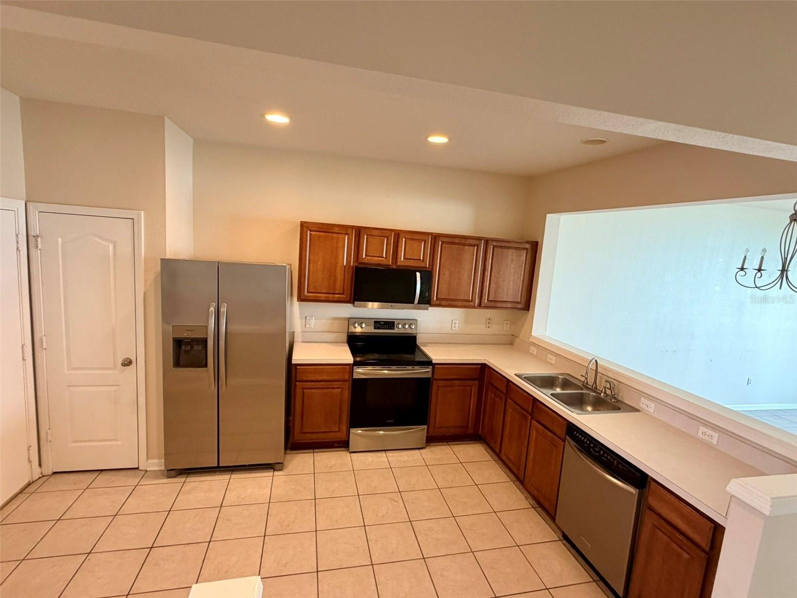 BAY AT CYPRESS CREEK - Residential