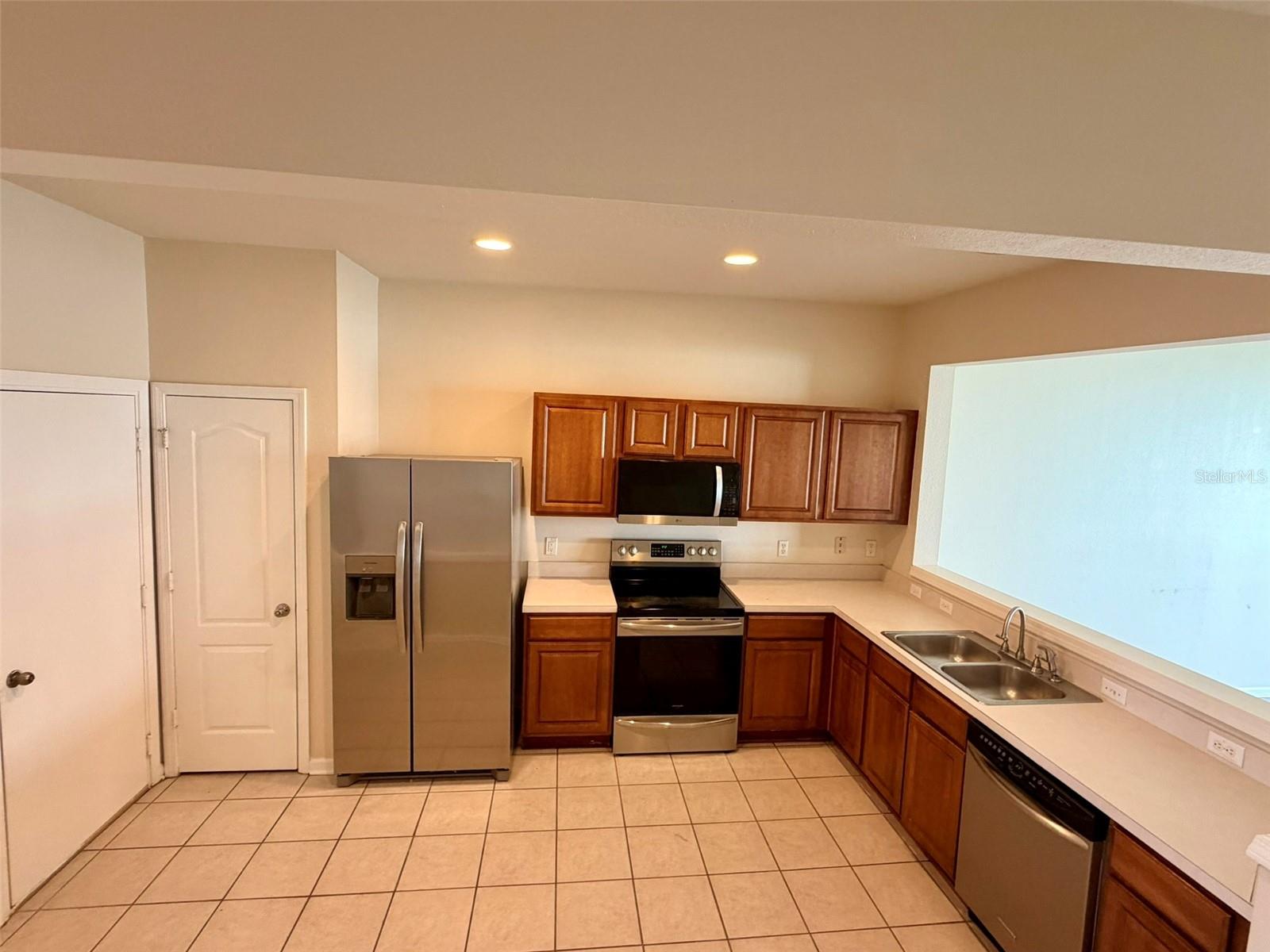 BAY AT CYPRESS CREEK - Residential