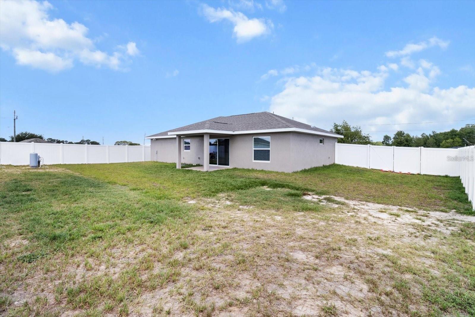 SILVER SPRINGS SHORES - Residential