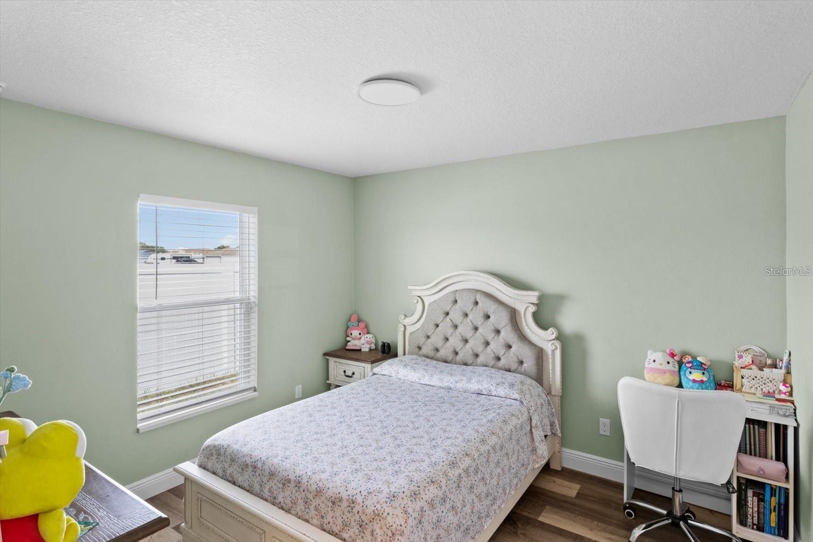 SILVER SPRINGS SHORES - Residential