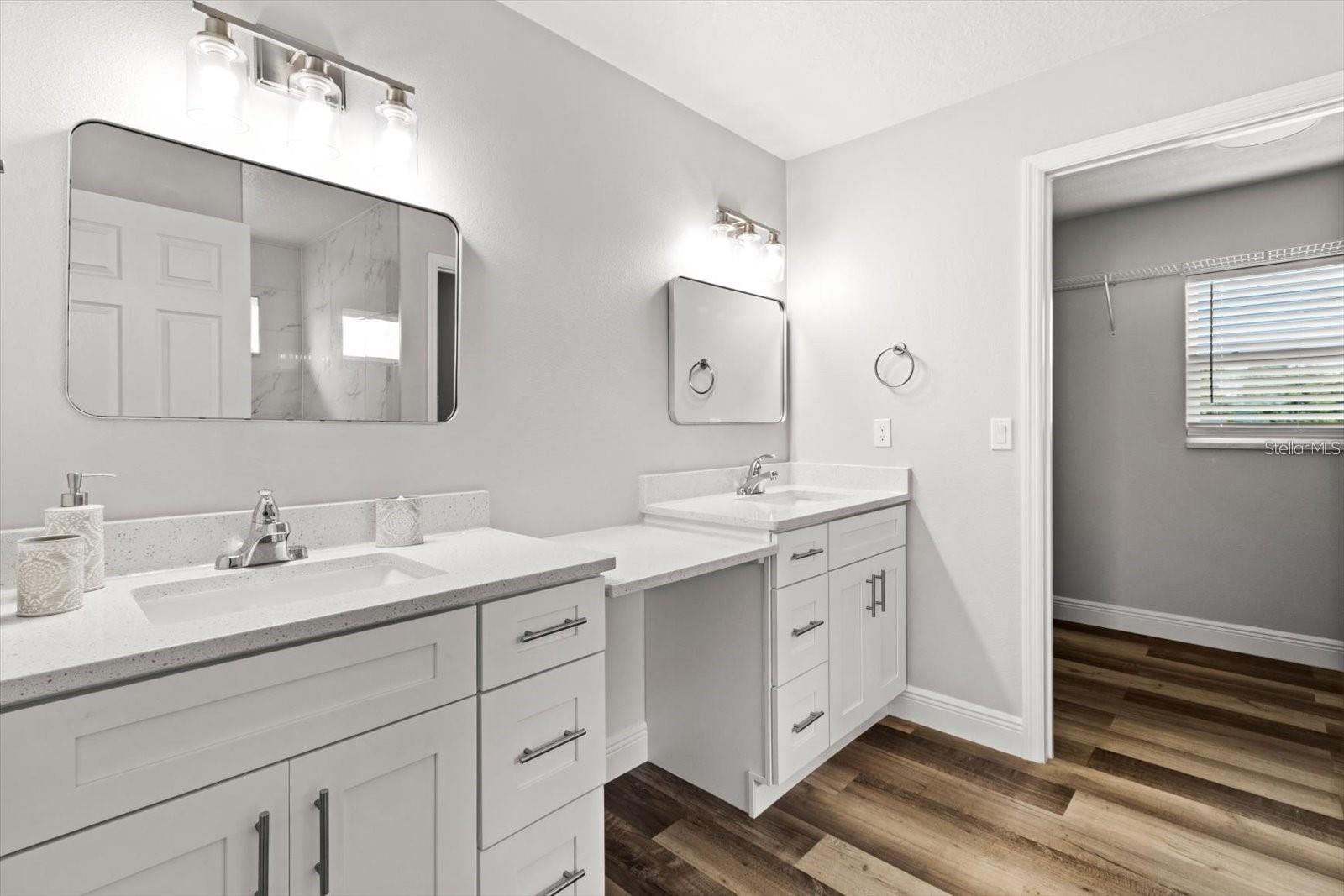 SILVER SPRINGS SHORES - Residential