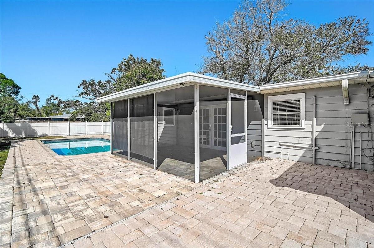PATRICIA MANOR - Residential Lease