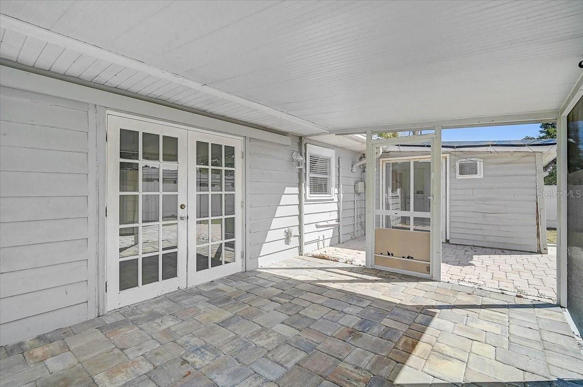 PATRICIA MANOR - Residential Lease