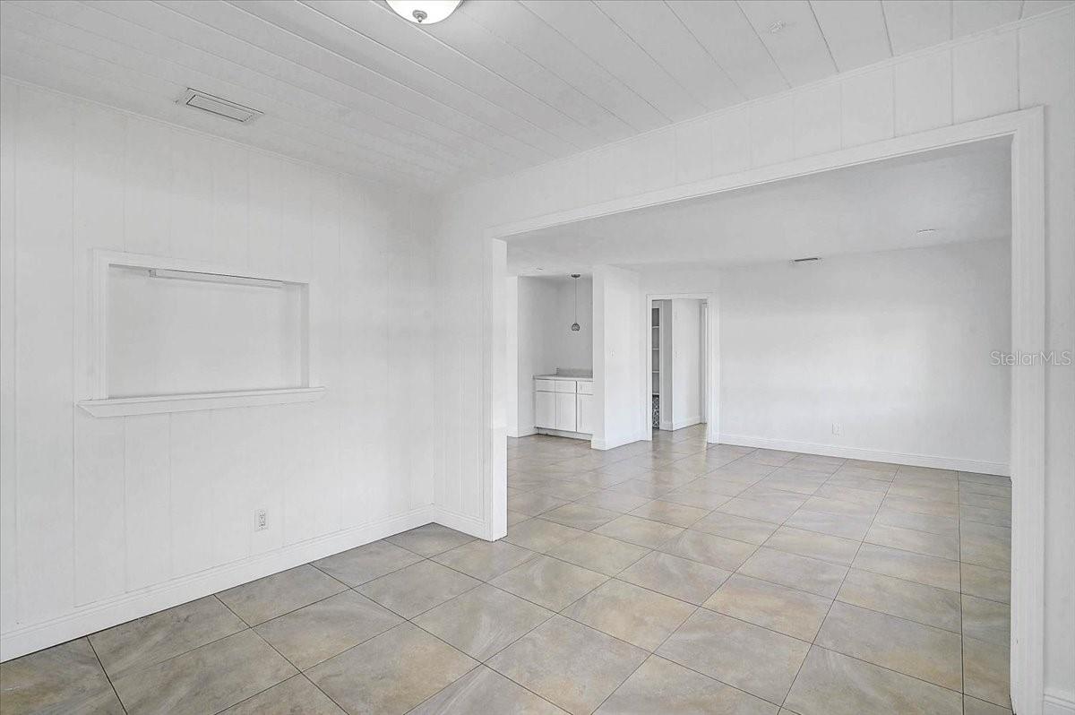 PATRICIA MANOR - Residential Lease
