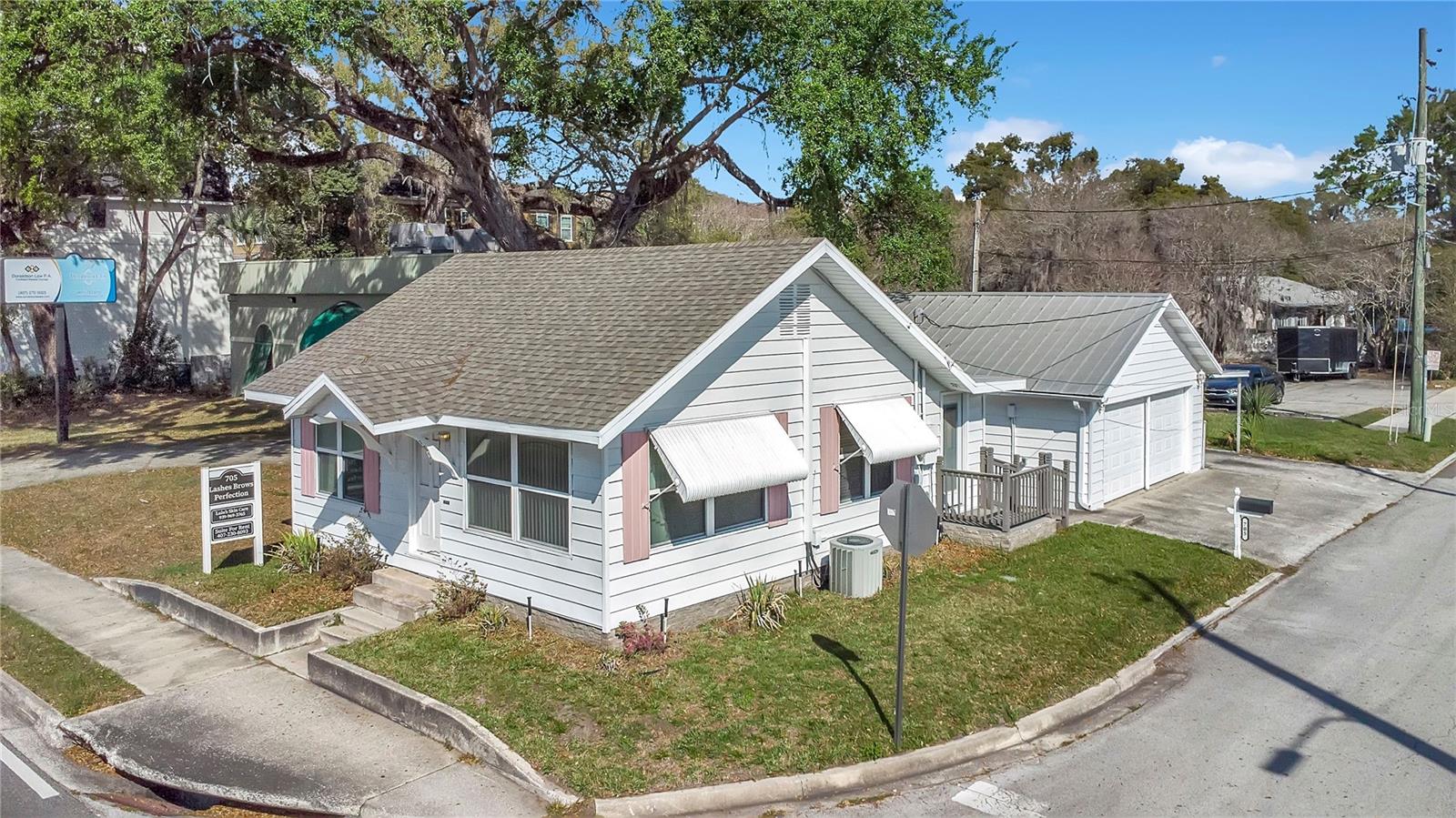 Rare opportunity to own a fully stabilized, income-producing commercial property with direct frontage on Michigan Avenue — one of Orlando's highest-traffic corridors averaging over 24,000 vehicles per day. Exceptional visibility with prominent signage for owner or tenants. This beautifully converted property was completely transformed from residential to commercial use and gut-renovated in 2023, including a new roof, windows, kitchen, flooring, lighting, tankless water heater, vanities, granite countertops, and appliances. Truly turn-key with no near-term capital expenditure concerns. Currently home to an established cluster of women's wellness and beauty professionals — including licensed estheticians — creating a natural referral ecosystem among tenants. Four tenants in place generating approximately $4,700/month in gross revenue with a cap rate approaching 8% after expenses. Ideal for the investor seeking immediate cash flow, or an owner-occupant in the wellness or beauty industry looking to occupy one suite while collecting rent from the others. Located in the heart of SODO with immediate access to I-4 and SR-408.