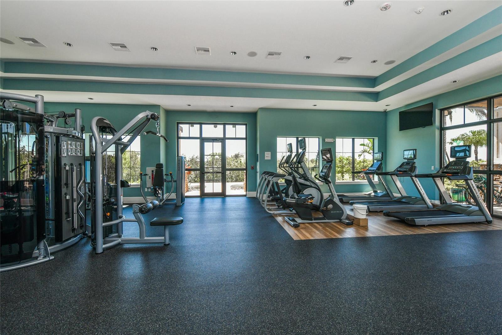 COUNTRY CLUB EAST AT LAKEWD RNCH QQ1 2C - Residential