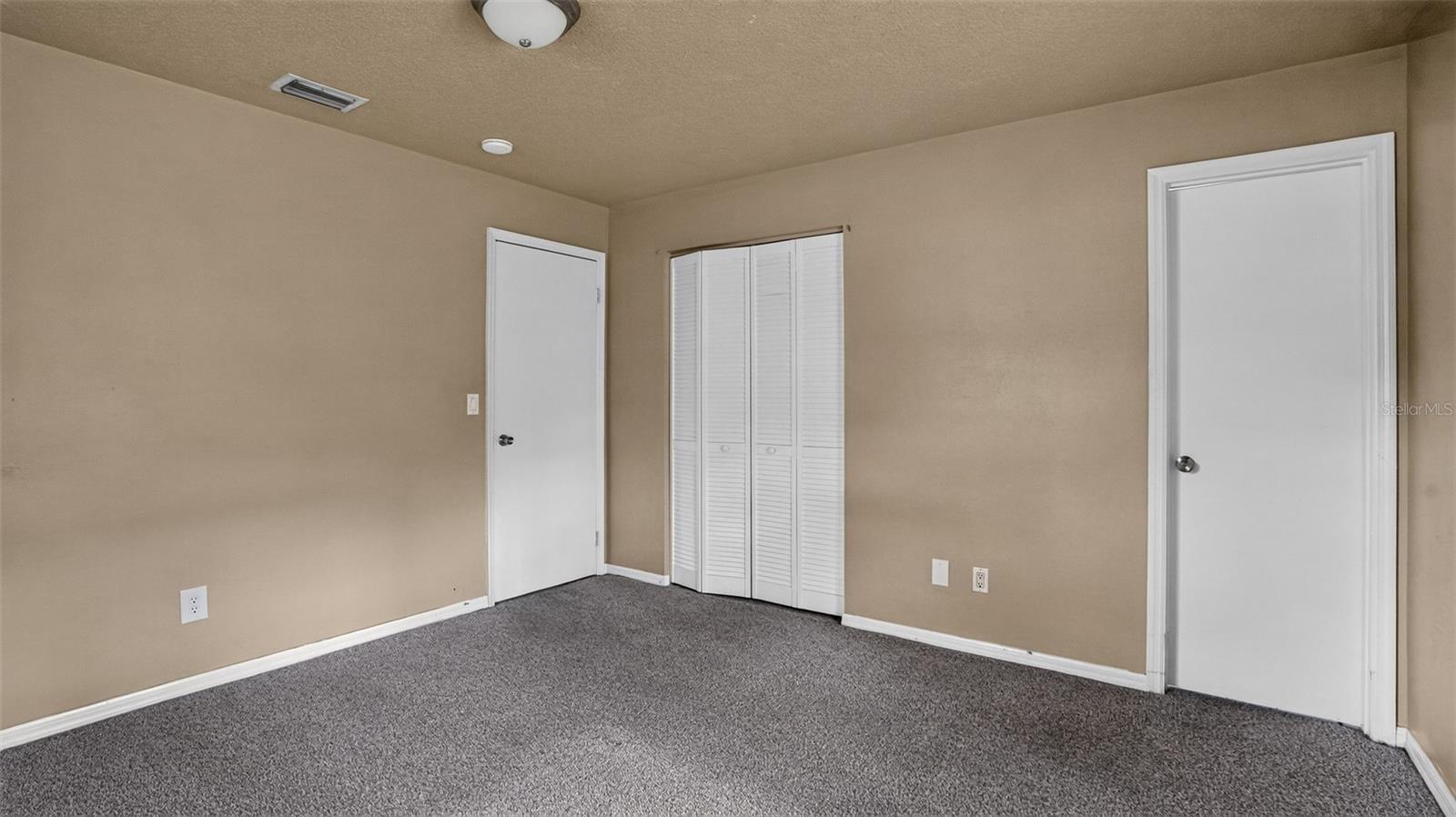 SUNVIEW MANOR - Residential