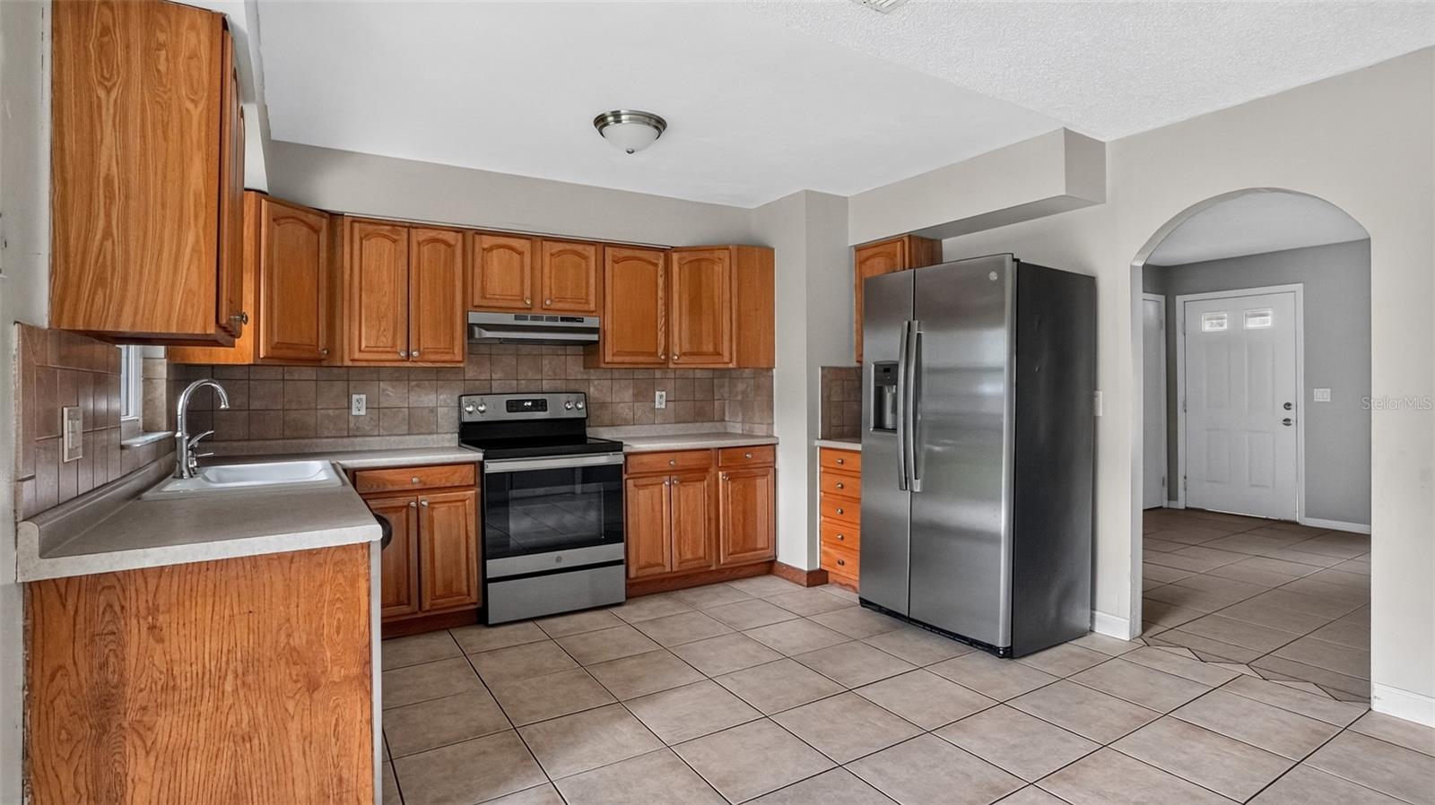SUNVIEW MANOR - Residential