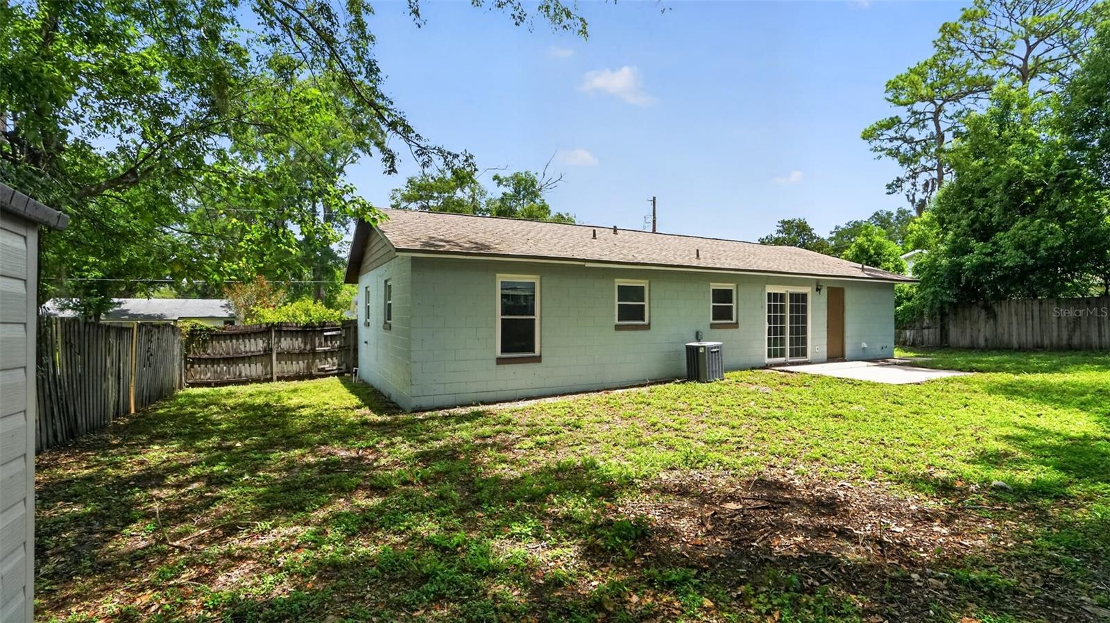 SUNVIEW MANOR - Residential