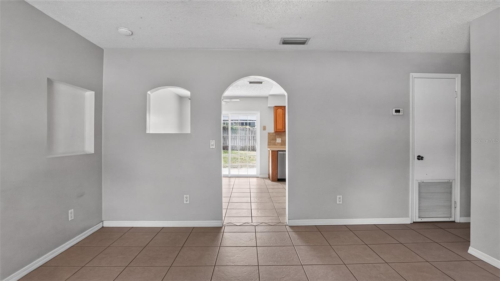 SUNVIEW MANOR - Residential