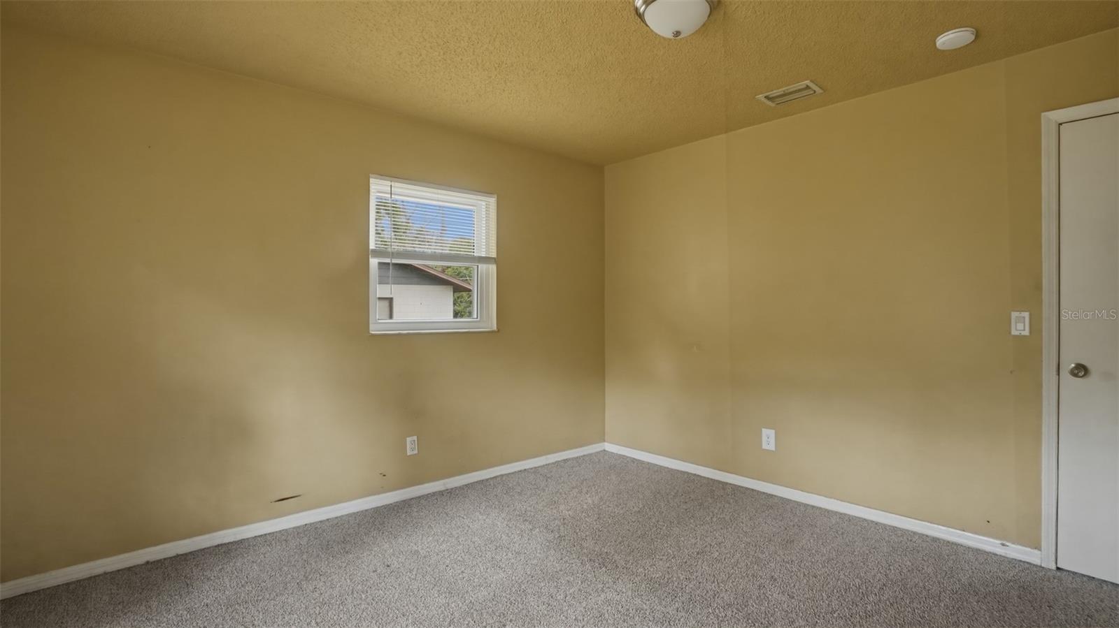 SUNVIEW MANOR - Residential