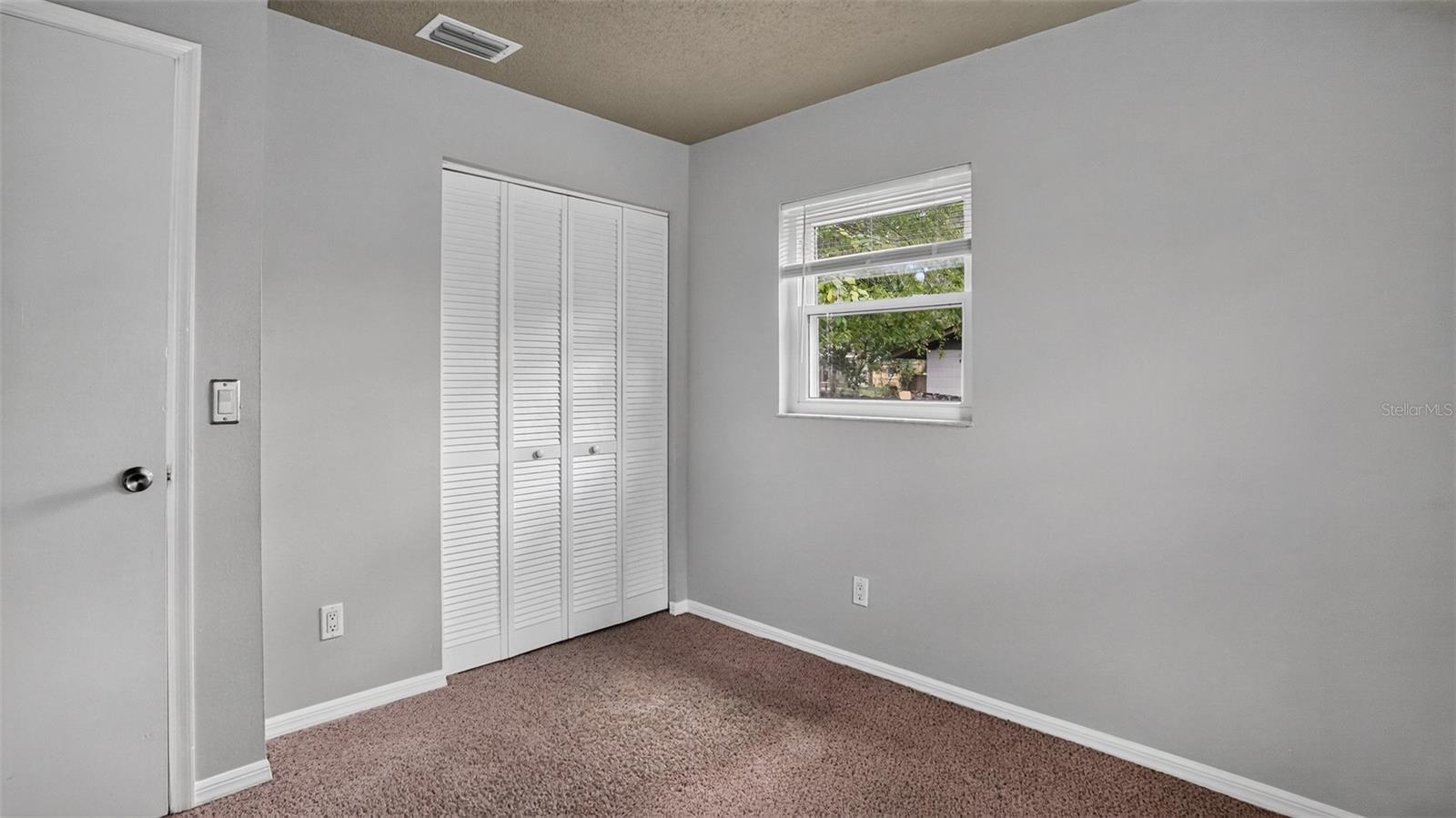 SUNVIEW MANOR - Residential