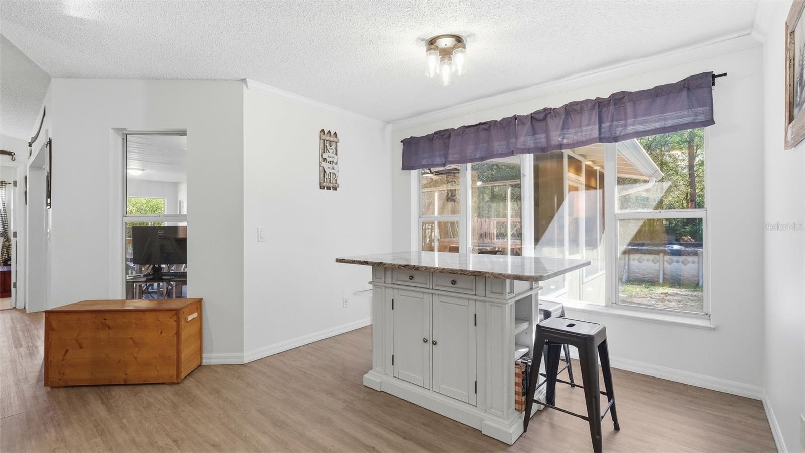 OAK FOREST - Residential