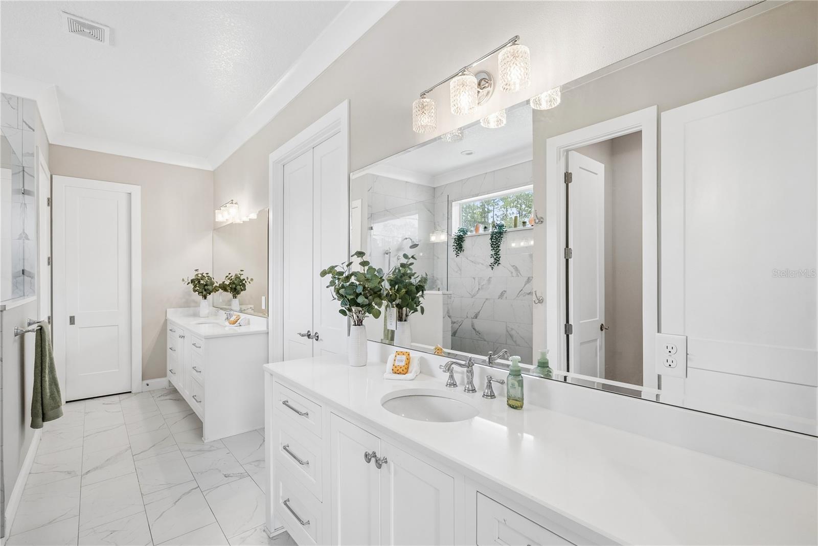 CURRYVILLE WOODS - Residential