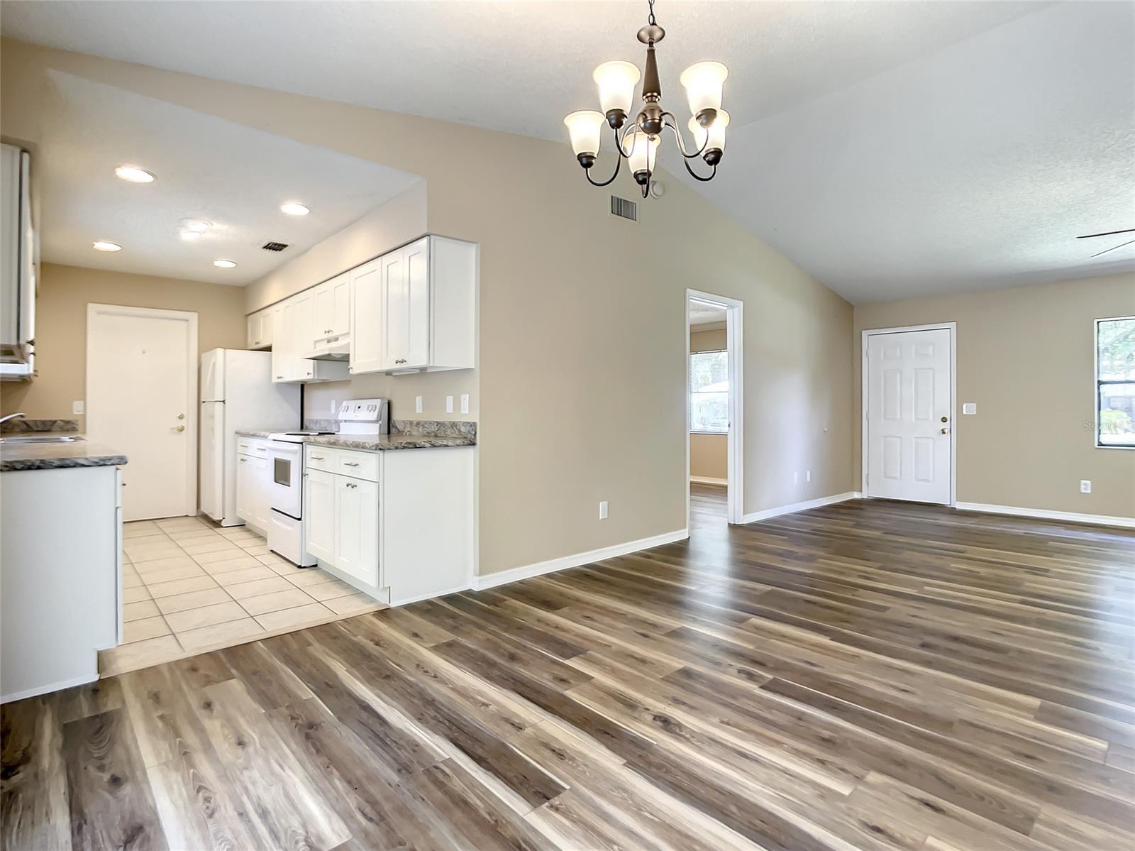 Florida Shores 01 - Residential