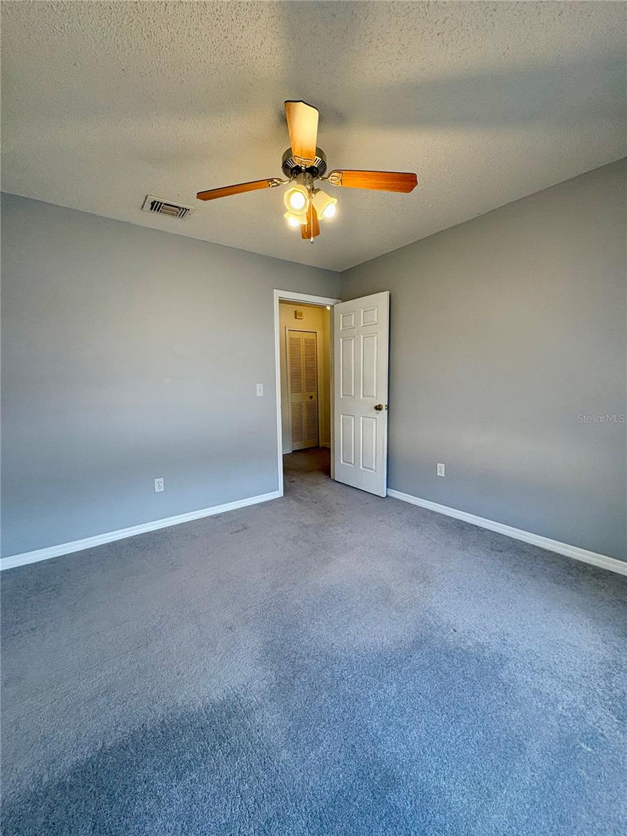 HIDDEN OAKS CONDO PH 7 - Residential