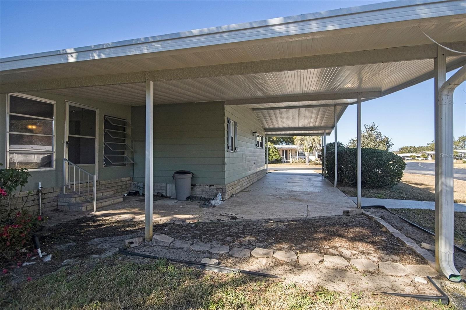 ZELLWOOD STATION - Residential