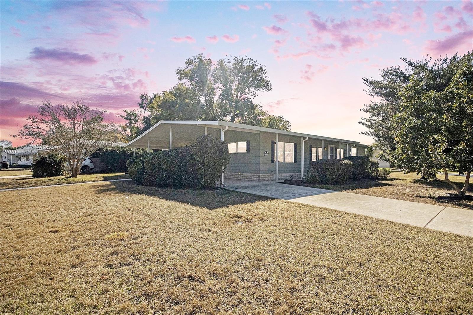 ZELLWOOD STATION - Residential
