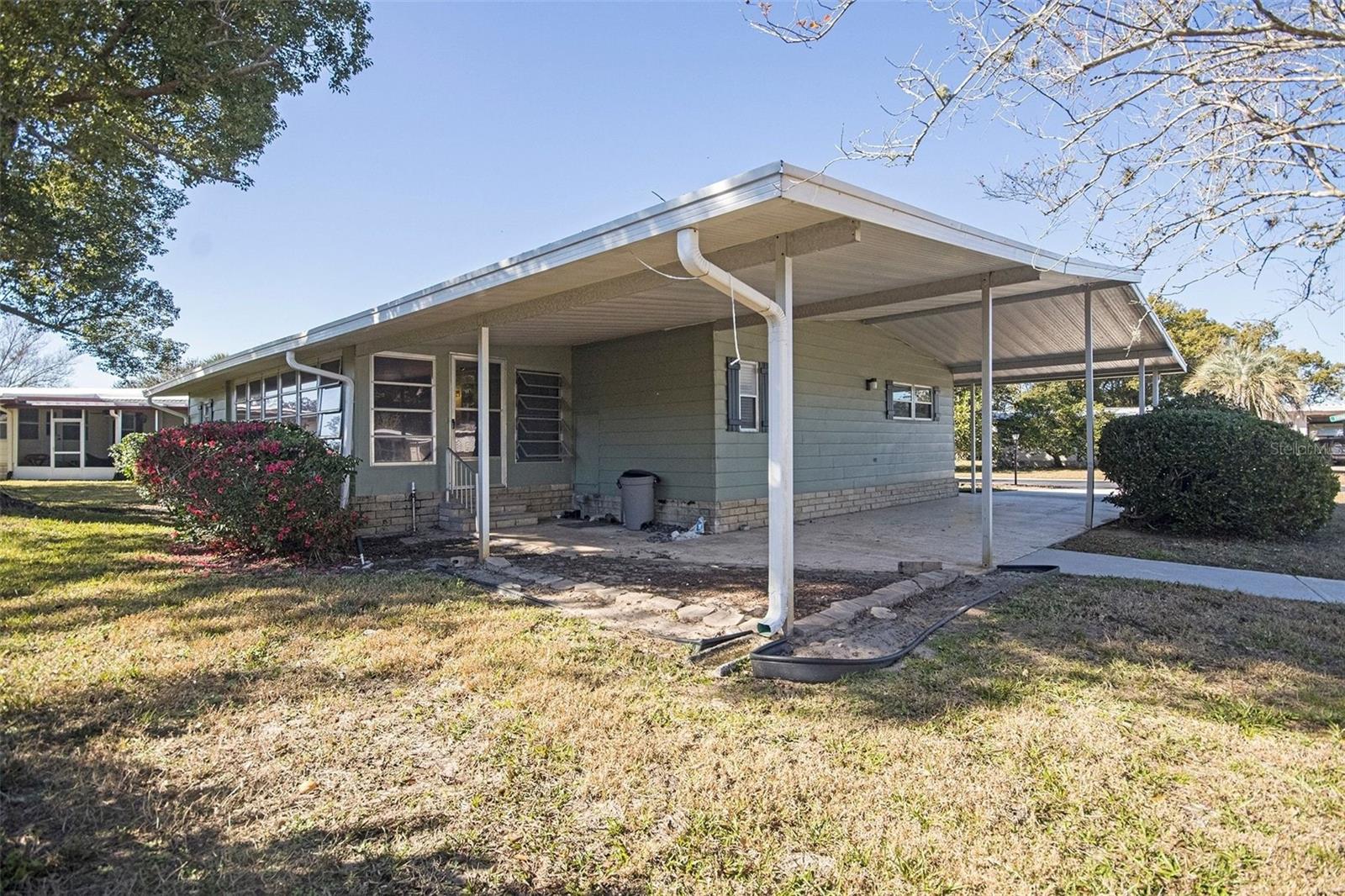 ZELLWOOD STATION - Residential
