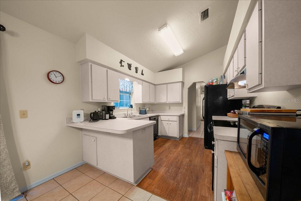 CAROL ESTATE - Residential