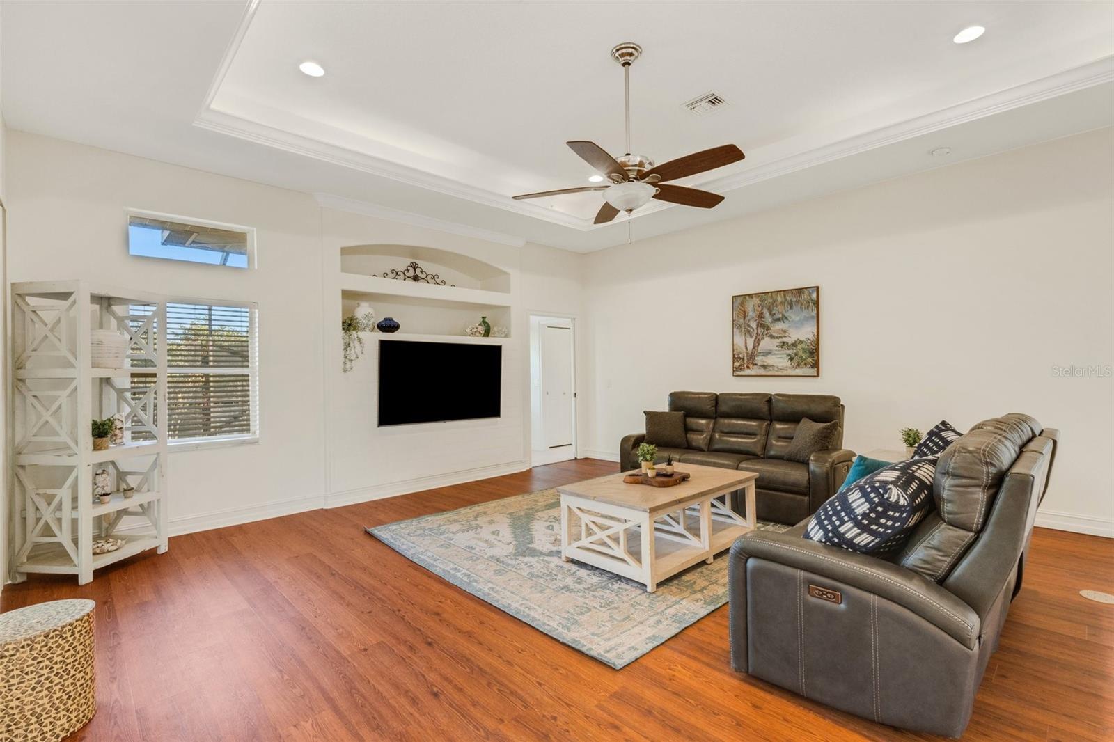 EDGEMONT - Residential