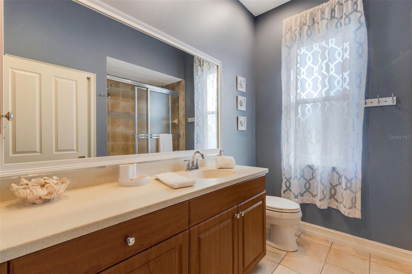 EDGEMONT - Residential