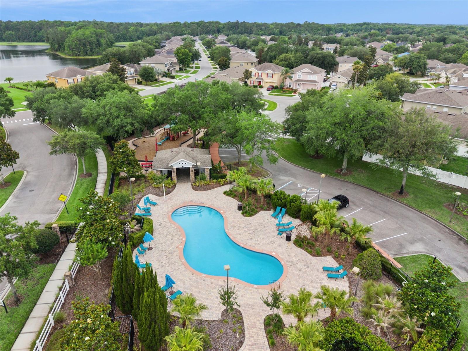 WOODLAND LAKES - Residential