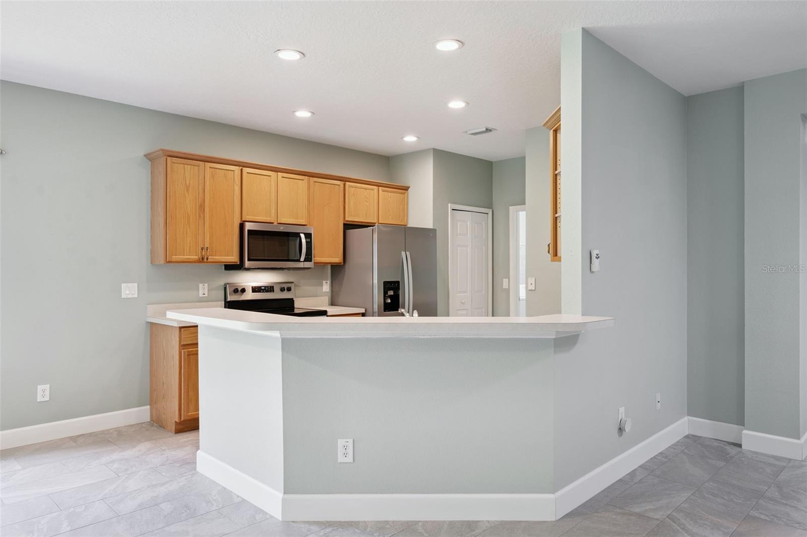 WOODLAND LAKES - Residential