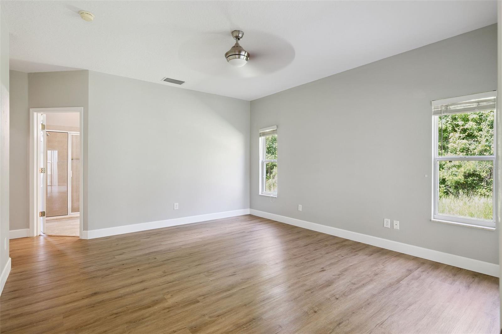 WOODLAND LAKES - Residential